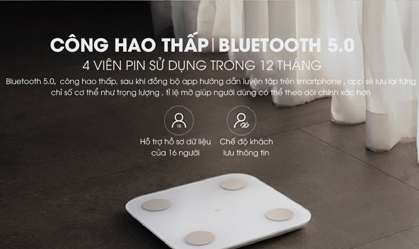 Kết nối Bluetooth 5.0 th&ocirc;ng qua ứng dụng, 4 vi&ecirc;n pin AAA sử dụng l&ecirc;n đến 12 th&aacute;ng